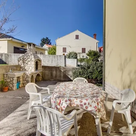 In With Sea View, Balcony, Air Conditioning, Wifi Apartment Nerezine